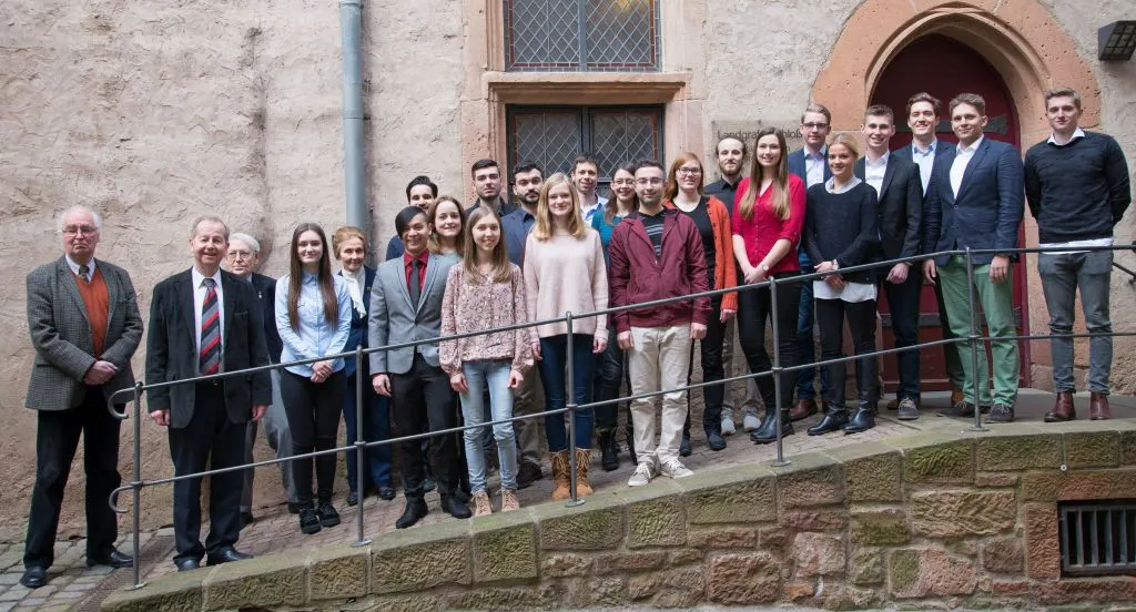 Feierlicher Empfang für die jüngsten Stipendiaten und Alumni im Kreis ihrer Förderer der Von Behring-Röntgen-Stiftung und des Netter-Stiftungsfonds im Marburger Landgrafenschloss. Foto: Markus Farnung